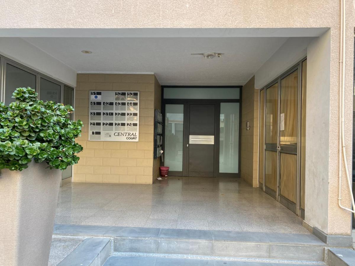 2-Bedroom Appartment In Center Nikosia Exterior foto