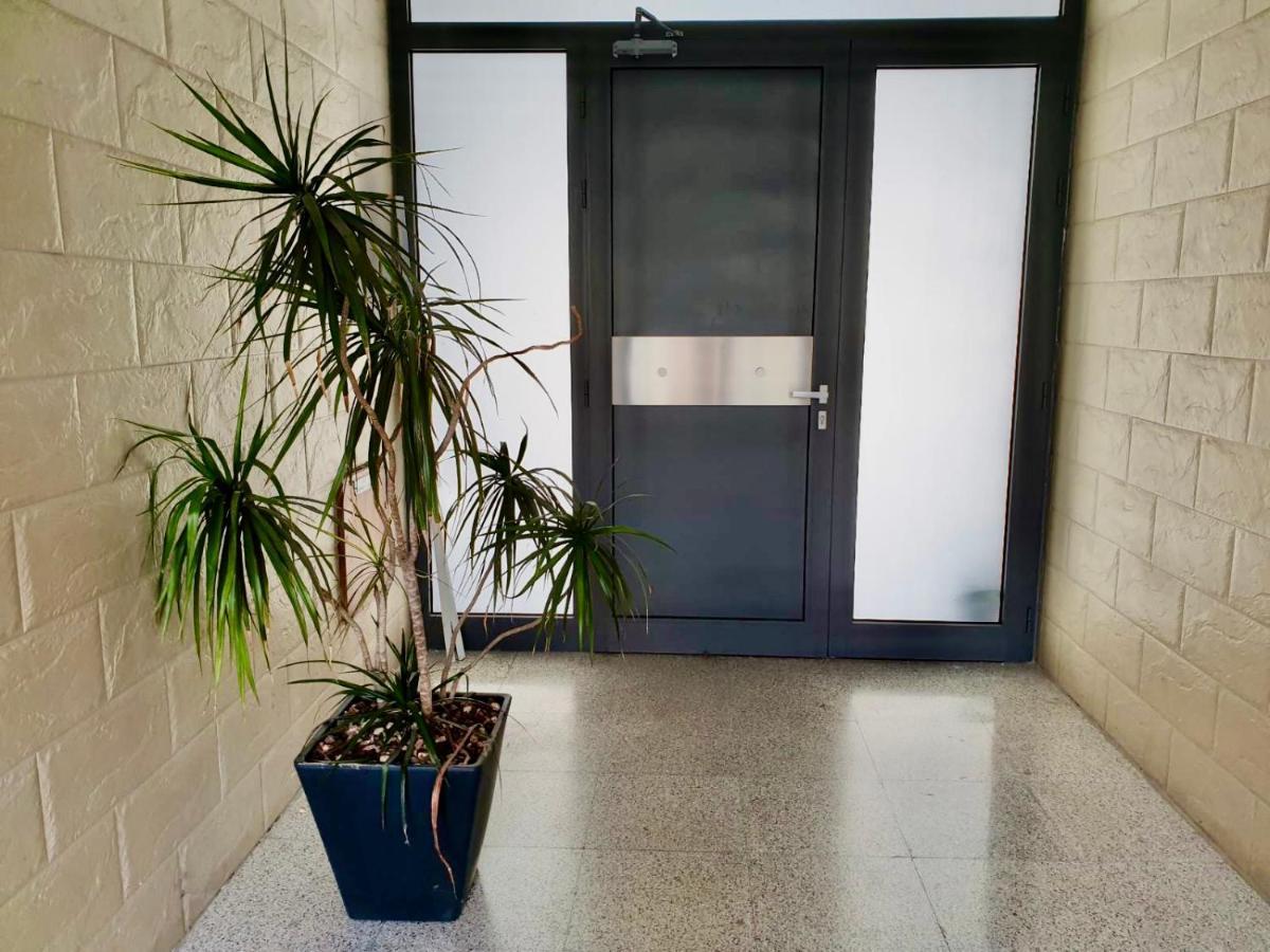 2-Bedroom Appartment In Center Nikosia Exterior foto